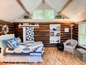 1 bedroom, WiFi, bed sheets - Beside Still Waters - Cheboygan River Respite (Cheboygan)
