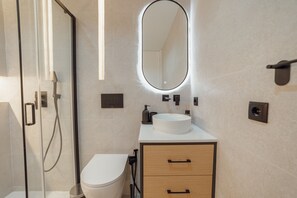 Shower, towels, soap, shampoo