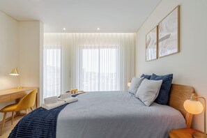 5 chambres, bureau, fer et planche à repasser, Wi-Fi gratuit
