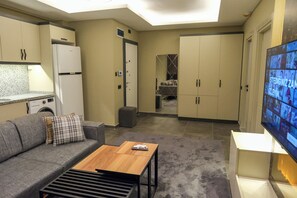 สแตนดาร์ดอพาร์ทเมนท์, ระเบียง, วิวเมือง | Wi-Fi ฟรี