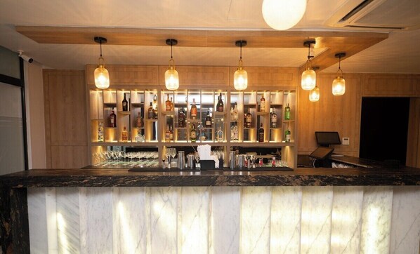 Bar (på overnatningsstedet)
