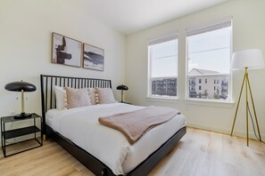 2 Schlafzimmer, Bügeleisen/Bügelbrett, WLAN, Bettwäsche