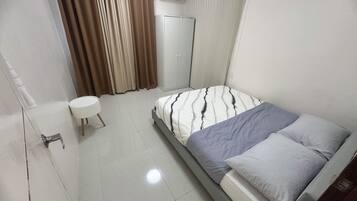 2 bedrooms, WiFi, bed sheets