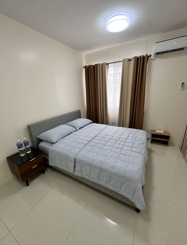2 bedrooms, WiFi, bed sheets