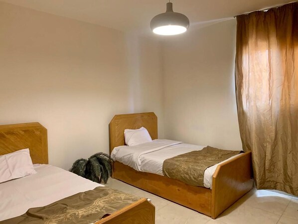2 bedrooms, in-room safe, iron/ironing board, WiFi