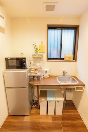 Microwave, stovetop