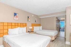 1 dormitori, planxa i posts de planxar i wifi