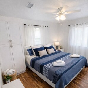 3 bedrooms, iron/ironing board, free WiFi, bed sheets