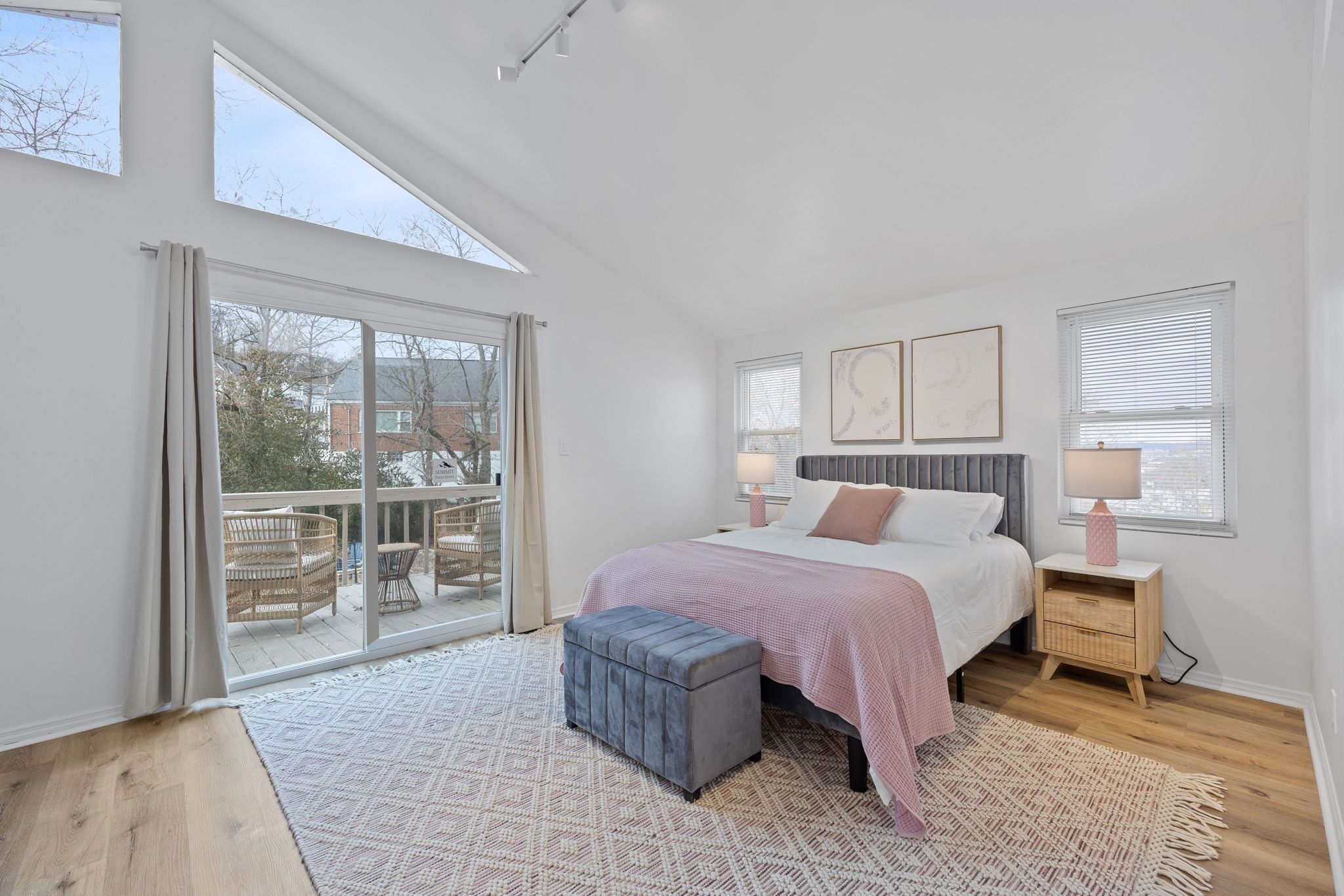 5 Schlafzimmer, Bügeleisen/Bügelbrett, WLAN, Bettwäsche