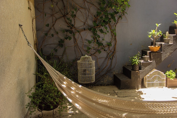 Standard-Zweibettzimmer, Haustiere gestattet, Erdgeschoss | Terrasse/Patio