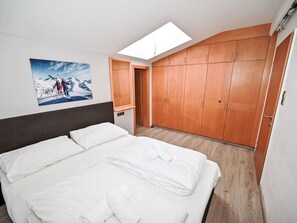 1 bedroom, Internet