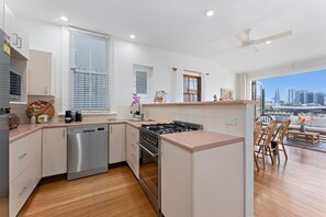 Microwave, oven, stovetop, dishwasher