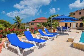 Pool - Ocean Breeze & View - Studio (St. Johns)