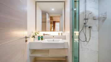 Classic Apartment, 1 King Bed with Sofa bed, Balcony, Courtyard View | Bathroom | Shower, hair dryer, slippers, towels
