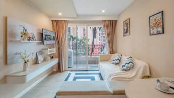Classic Apartment, 1 King Bed with Sofa bed, Balcony, Courtyard View | Desk, blackout curtains, soundproofing, iron/ironing board