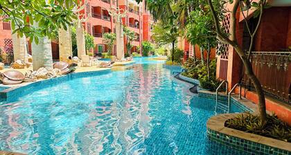 Seven Seas Condo Resort steps to Beach
