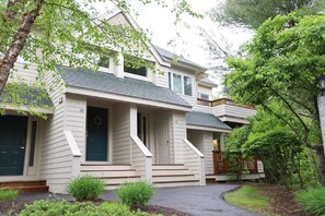 Exterior - Forest Knoll M4, Waterville Valley (Waterville Valley)