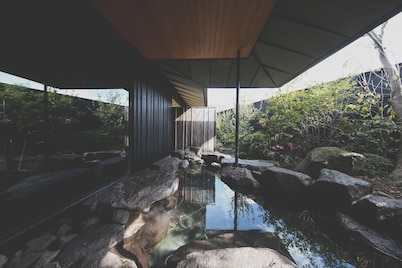 COMICO ART HOUSE YUFUIN