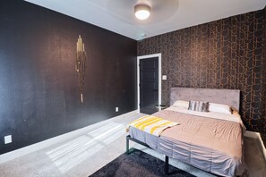 3 bedrooms, iron/ironing board, Internet, bed sheets