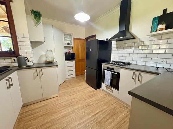 Microwave, oven, stovetop, dishwasher