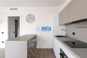 Lavastoviglie, pentole/stoviglie/utensili