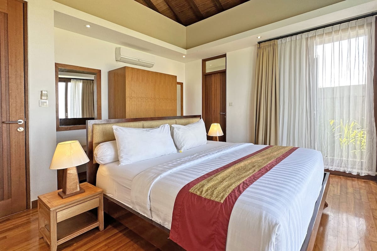 Biệt thự Deluxe, quang cảnh biển | Két bảo mật tại phòng, màn/rèm cản sáng, bàn ủi/dụng cụ ủi quần áo