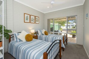 2 bedrooms, bed sheets