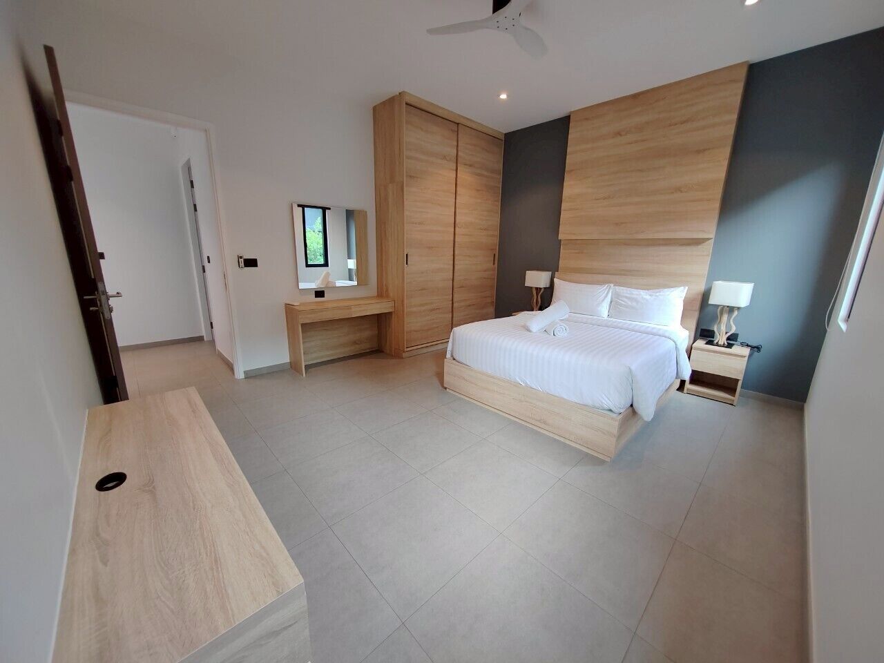 In-room safe, individually decorated, individually furnished, desk