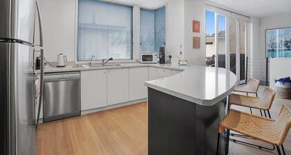 Central Sorrento Living