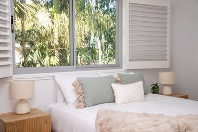 South Golden Beach House - Tranquil Family Getaway