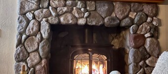 Relax in the heart of Twain Harte - TH lake access