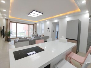 Televisión de pantalla plana, Netflix, servicios de streaming