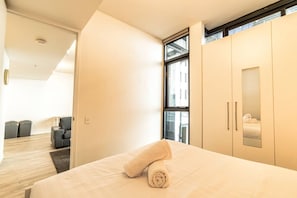 1 chambre, fer et planche à repasser, Wi-Fi gratuit, draps fournis
