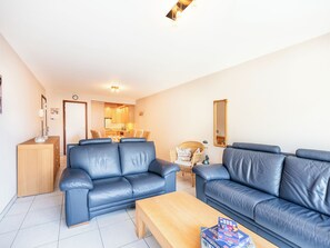 TV - Well-kept flat with central location (Koksijde)