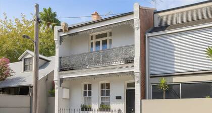 The Paddington White Sanctuary