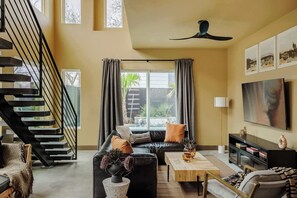 Télévision, espaces bureaux