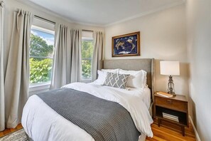 Unclassified image, 2 of 19, button