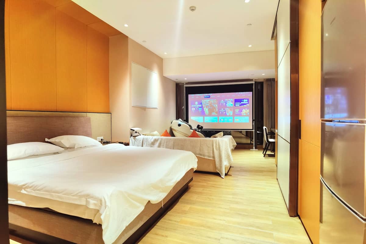 Habitación doble Confort, vista a la colina | Ropa de cama de alta calidad, camas con efecto memoria y minibar