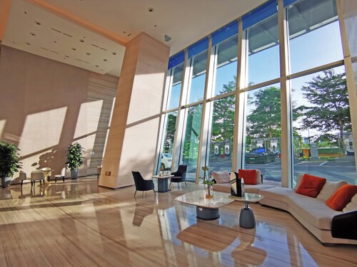 Interact China Fine Condo - Novotown