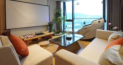 Interact China Fine Condo - Novotown