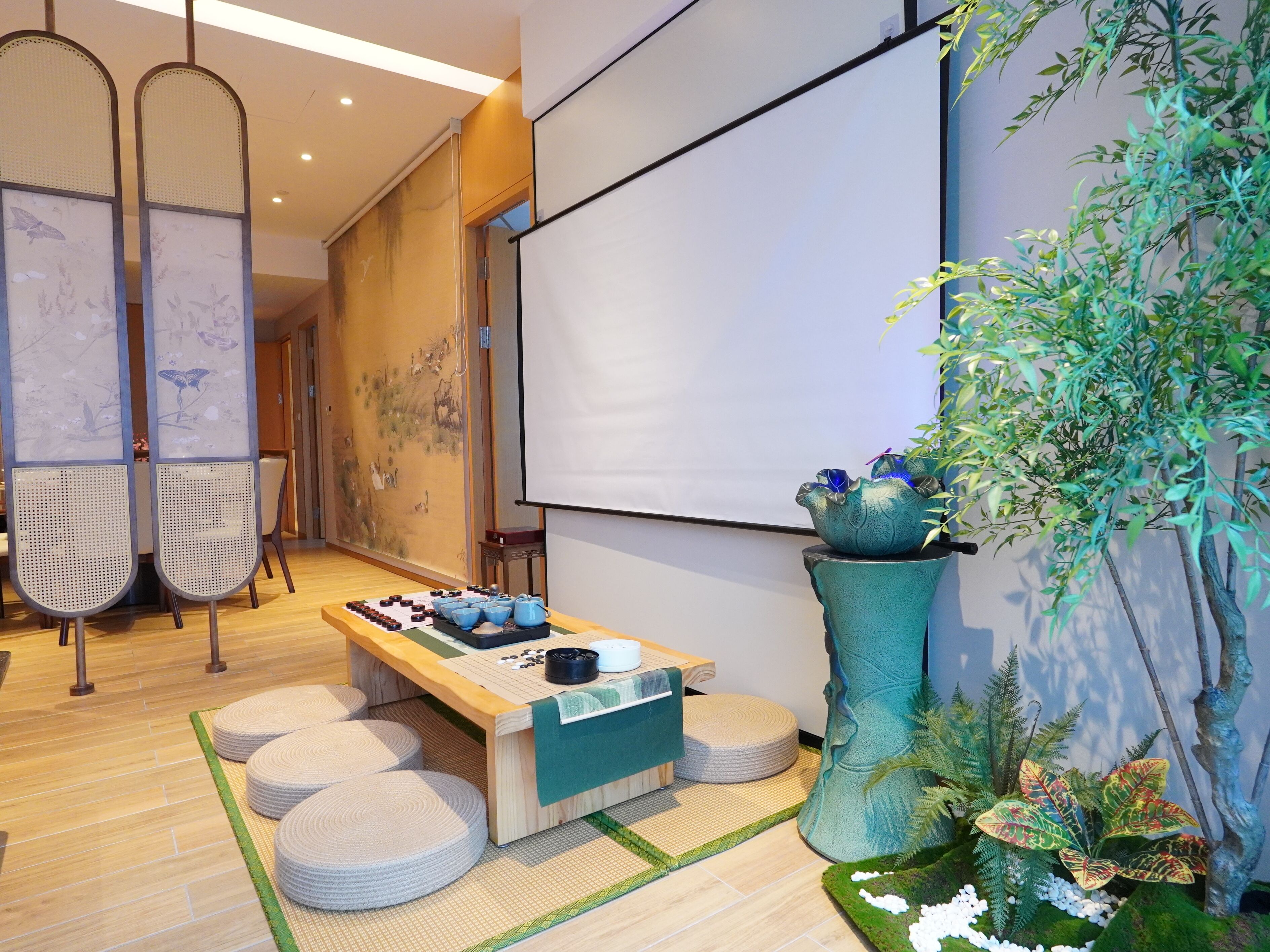 Family Room, Hill View | Premium bedding, down duvets, memory-foam beds, minibar