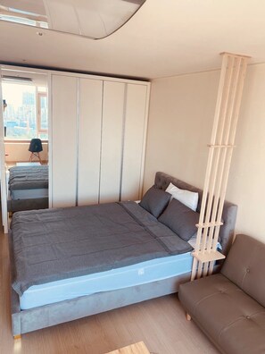 1 bedroom, iron/ironing board, WiFi, bed sheets