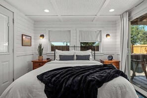 Unclassified image, 4 of 36, button