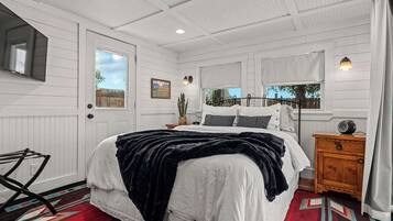 1 chambre, fer et planche à repasser, Wi-Fi, literie fournie