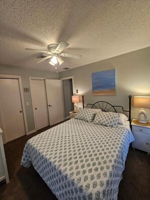 3 Schlafzimmer, Bügeleisen/Bügelbrett, WLAN, Bettwäsche