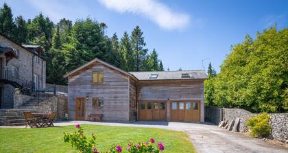 Leighton Banks - Silverdale Area of Outstanding Natural Beauty