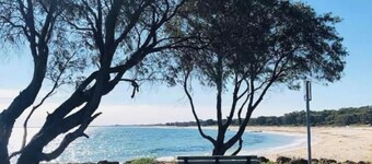 The Best Beach Cabin – Family Stay Near Busselton