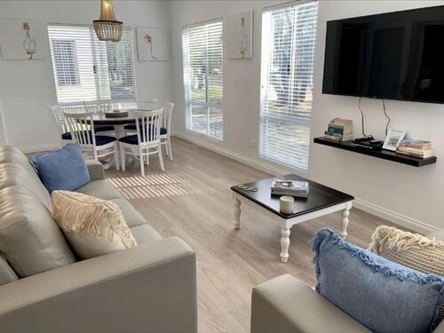 The Best Beach Cabin – Family Stay Near Busselton