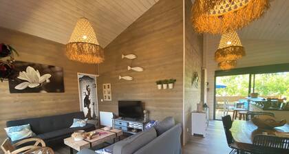 Chalet overlooking the pine forest