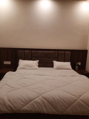 Free WiFi - Hotel RRR (Jakholi)